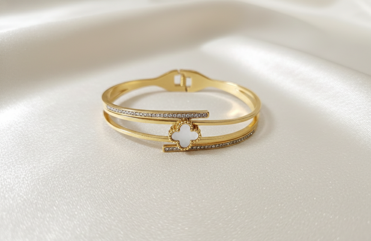 Elegant Gold Bracelet