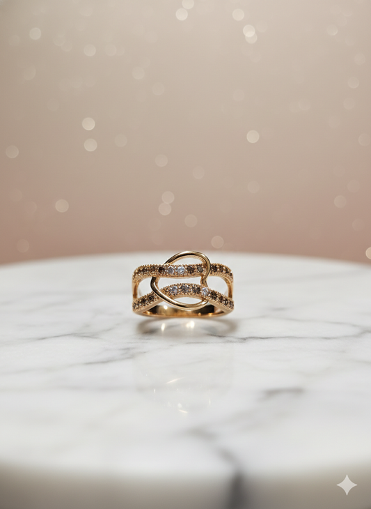 Intertwined Elegance Gold Ring