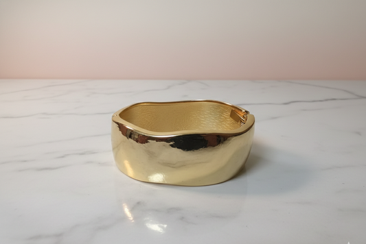 Molten Gold Organic Curve Bangle